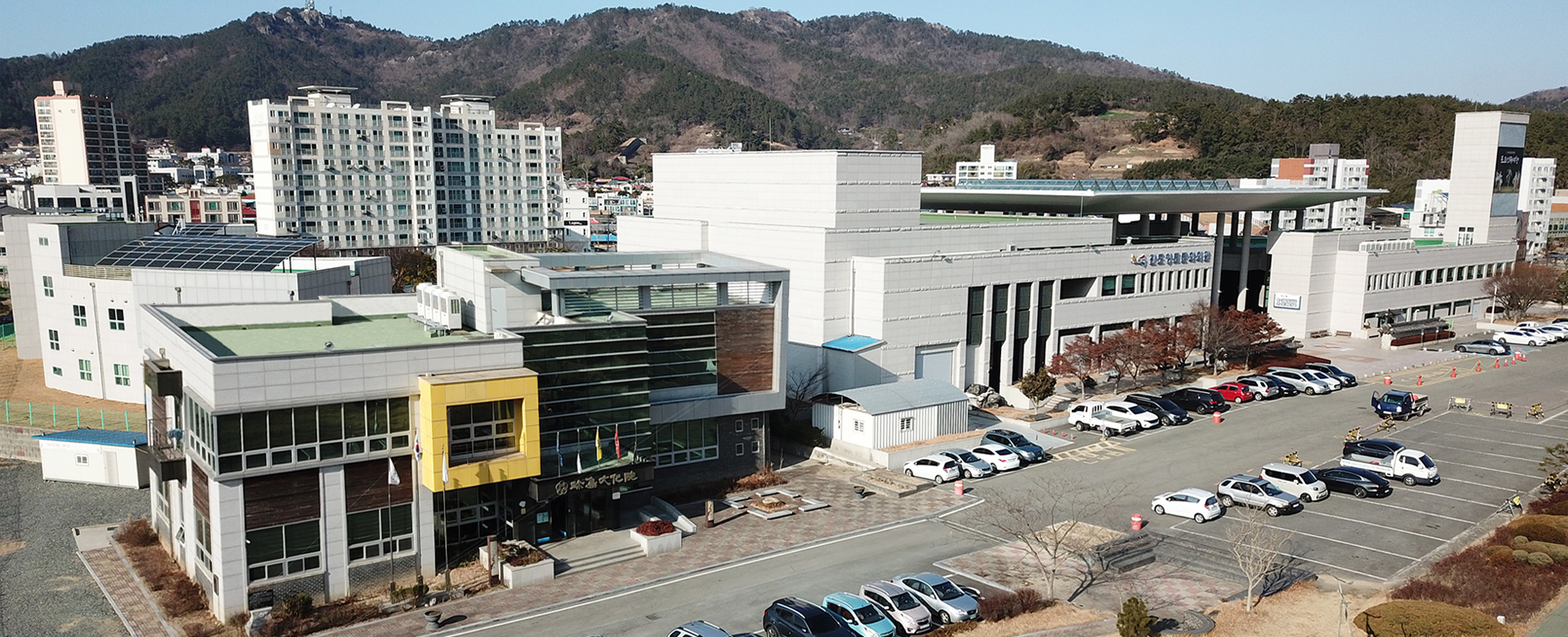 지키다. 잇다. |진도와 문화를 잇는 공감과 동행의 문화|문화와 예술이 꽃피는 진도문화원은 민속문화예술특구로서<br>역사와 문화, 진도아리랑 등 다양한 정보를 전달해드립니다.